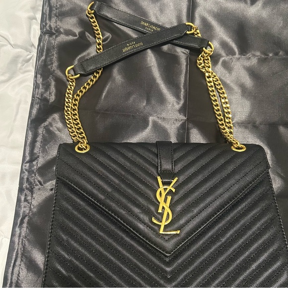 Luxury Black Quilted Women's Bag - Picture 4 of 8